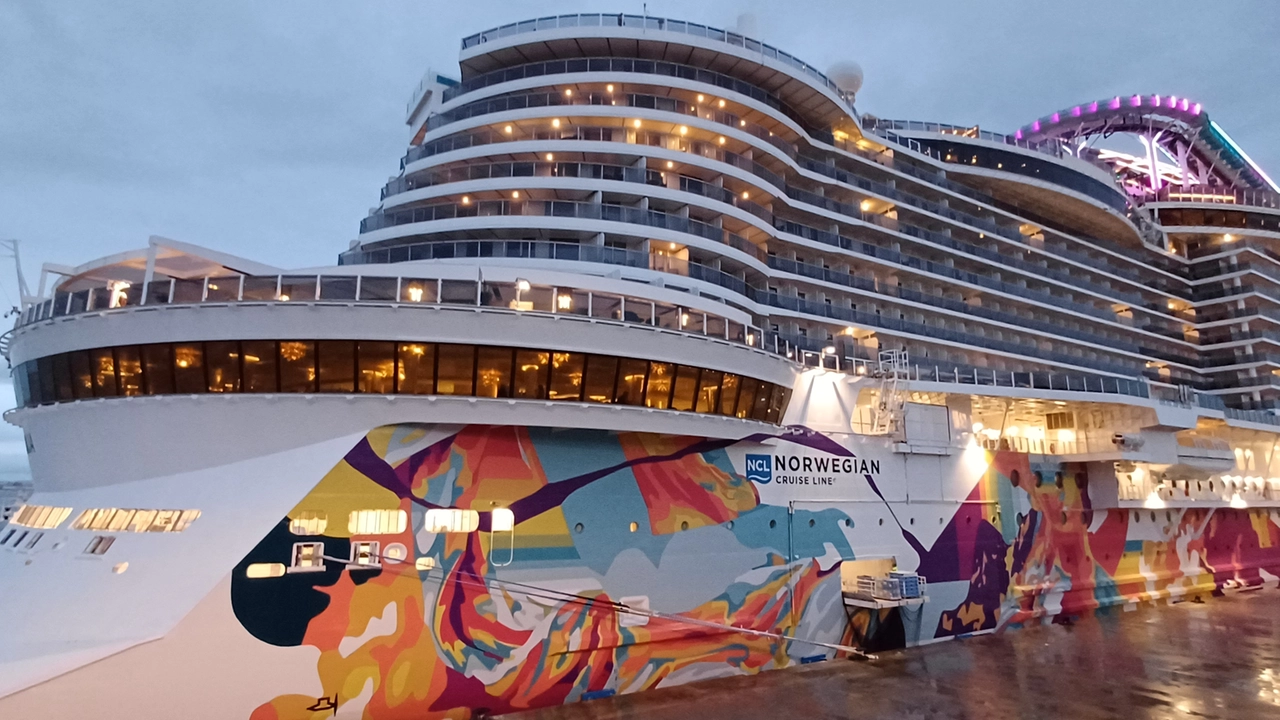 Norwegian Aqua, la prima nave da crociera con grandi spazi aperti: la manifattura è italiana